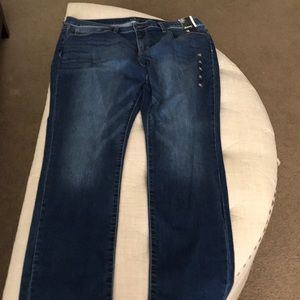 Ladies SoHo dark blue with Fade Jeans
